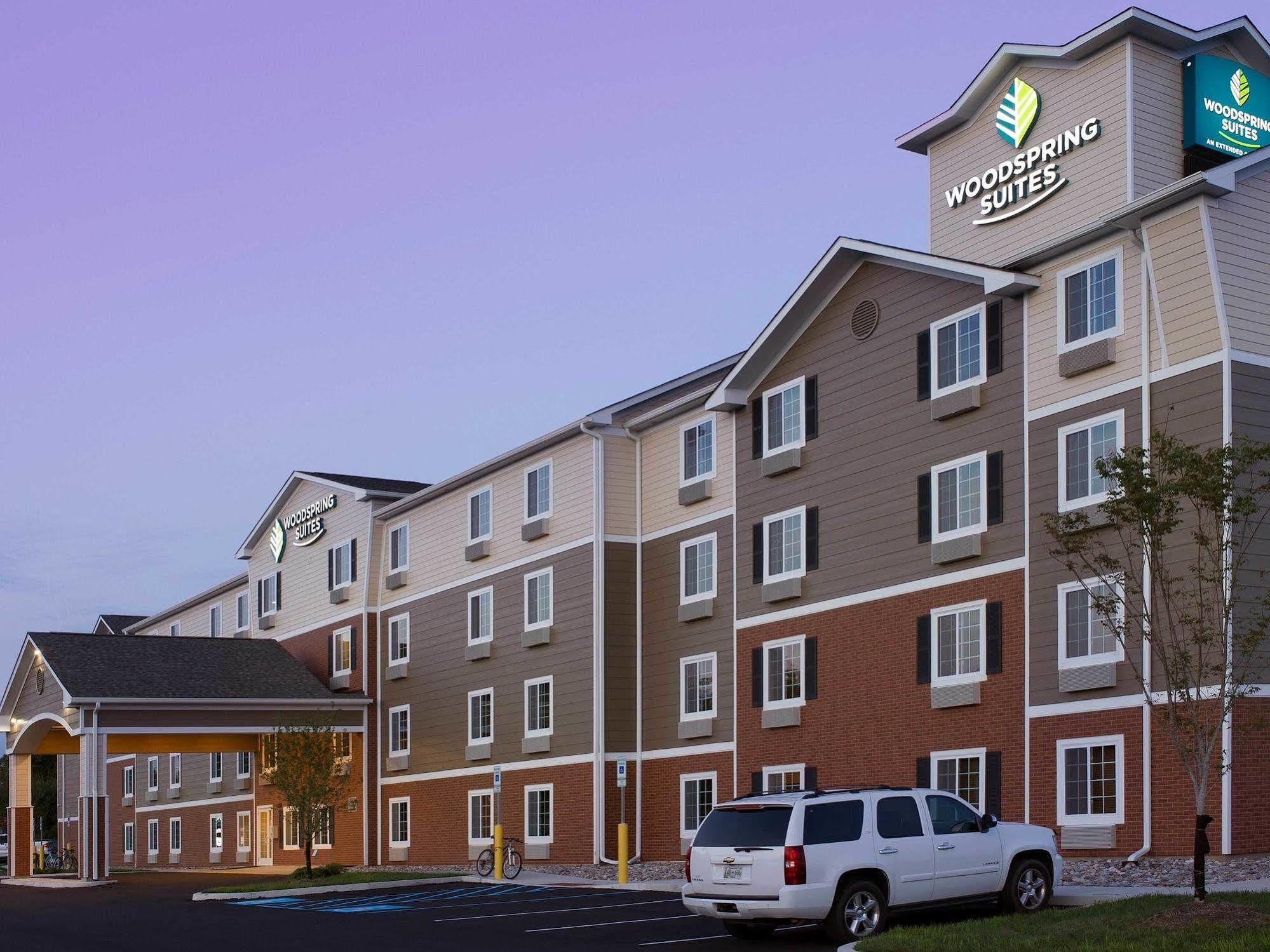Woodspring Suites Akron Portage Lakes Eksteriør bilde