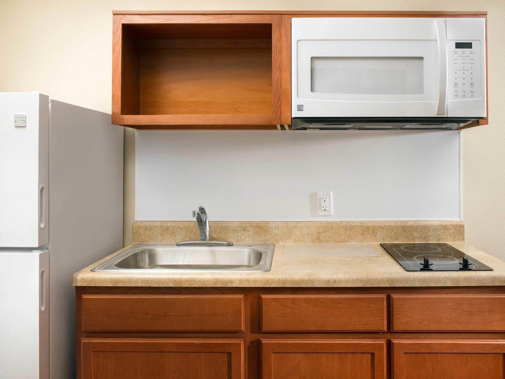 Woodspring Suites Akron Portage Lakes Eksteriør bilde