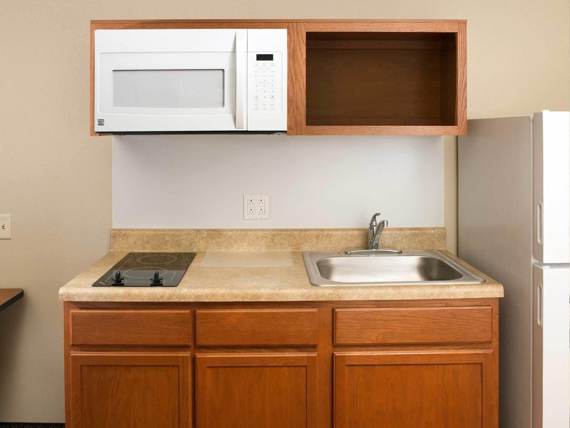 Woodspring Suites Akron Portage Lakes Eksteriør bilde